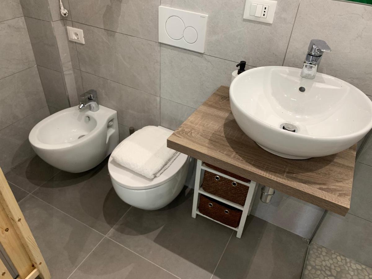 Metroloft Bed & Breakfast Bolonya Dış mekan fotoğraf