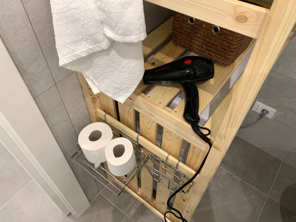 Metroloft Bed & Breakfast Bolonya Dış mekan fotoğraf